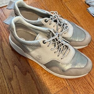 Timberland Womens Kiri Leather Sneaker Gold US9